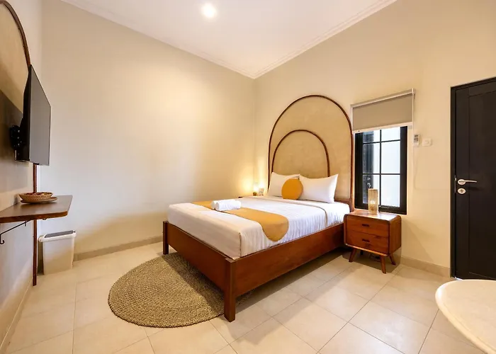 Cove Chara Hotel 3*