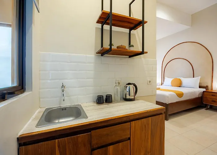 Cove Chara Hotel